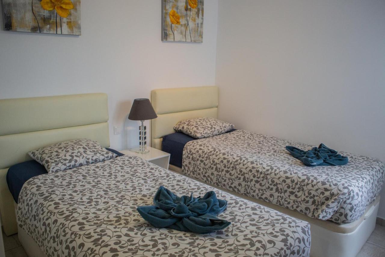 Los Gracioseros Puerto Del Carmen Luxury Exterior photo